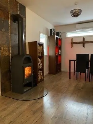 Ev, 2 Büyük (Queen) Boy Yatak