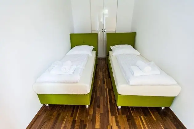 Family Apart Daire, 2 Yatak Odası (with garage)