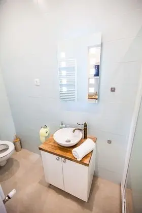 Family Apart Daire, 2 Yatak Odası (with garage)