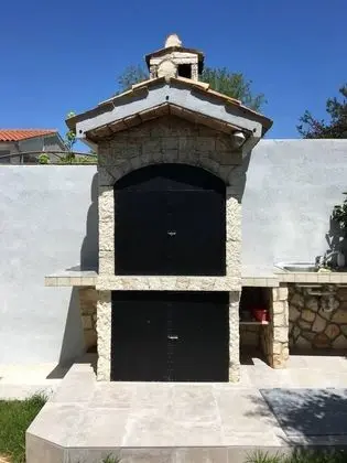 Ev, 1 Büyük (Queen) Boy Yatak