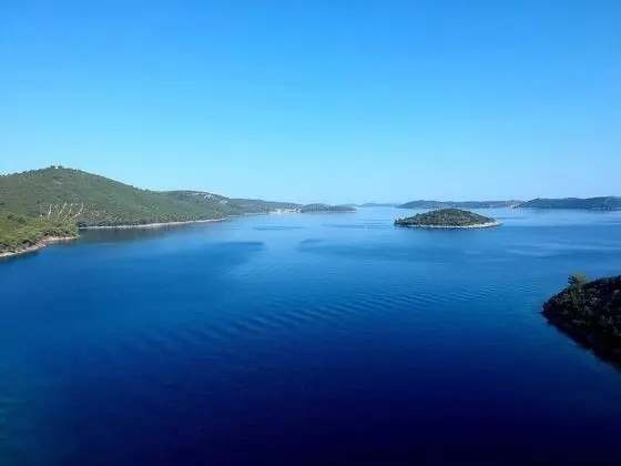 Apart Daire, 1 Büyük (Queen) Boy Yatak ve Çekyat