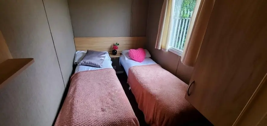 Kulübe, Birden Çok Yatak