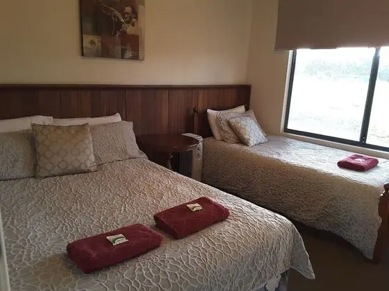 Standard Süit, 2 Yatak Odası, Sigara İçilmez, Mutfak (CHALET 2 The Torbay)
