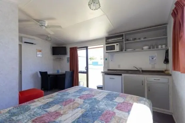 Standard Stüdyo, Sigara İçilmez, Küçük Mutfak (Self Contained Studio +)