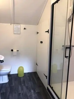 Kır Evi, 1 Büyük (Queen) Boy Yatak