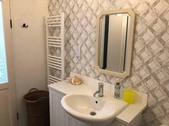 Kır Evi, 1 Büyük (Queen) Boy Yatak