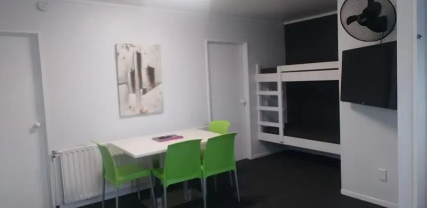 Standard Apart Daire, 2 Yatak Odası, Mutfak
