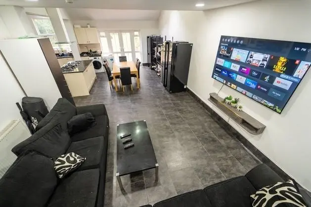 Ev, 1 Büyük (Queen) Boy Yatak