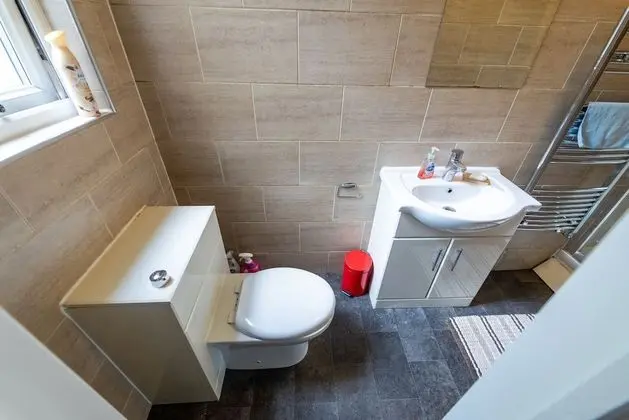 Ev, 1 Büyük (Queen) Boy Yatak