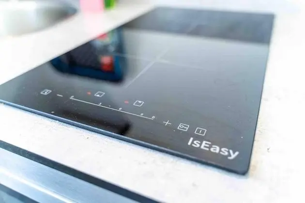 Stüdyo, 1 Büyük (Queen) Boy Yatak