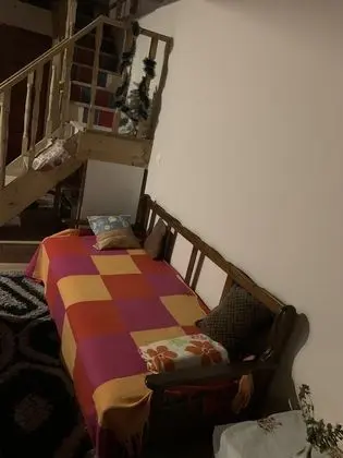 Ev, 1 Büyük (Queen) Boy Yatak
