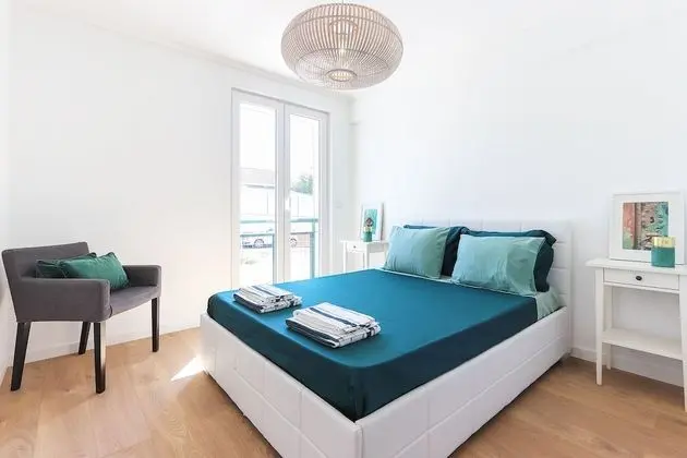 Classic Tek Büyük Yataklı Oda (1)