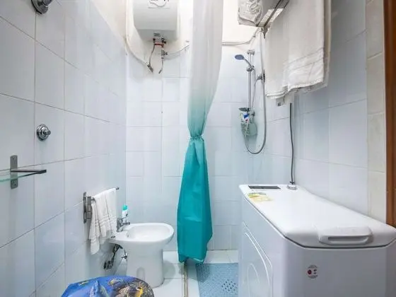 Ev