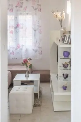 Ev (Cosy Home - 50 m from beach - H(4+1))
