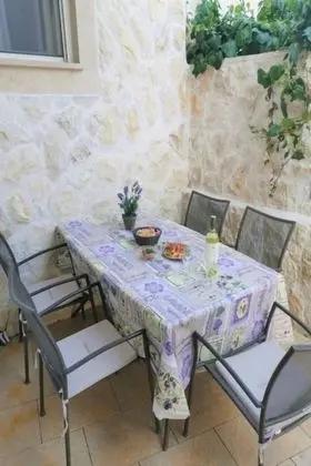 Ev (Cosy Home - 50 m from beach - H(4+1))