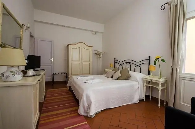 Standard İki Ayrı Yataklı Oda (with sofa)