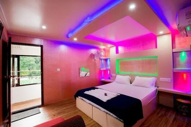 Deluxe Tek Büyük veya İki Ayrı Yataklı Oda, 1 Yatak Odası, Göl Manzaralı