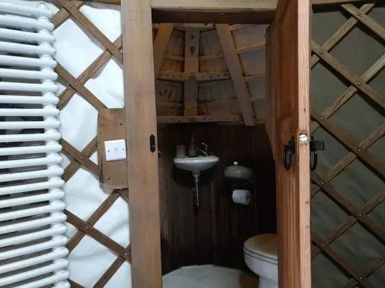 Kulübe, 1 Çift Kişilik Yatak