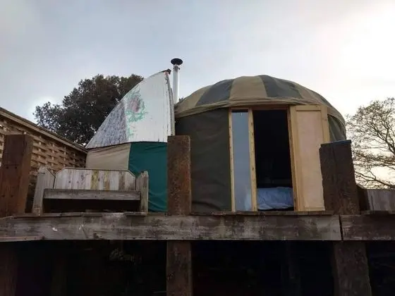 Kulübe, 1 Çift Kişilik Yatak