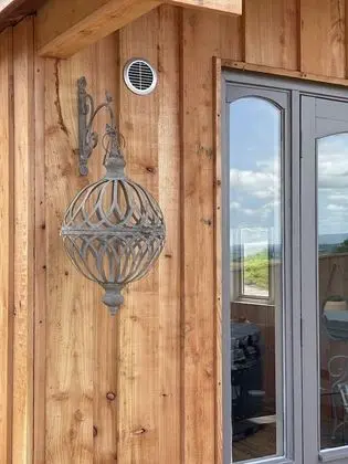 Kır Evi, 1 En Büyük (King) Boy Yatak