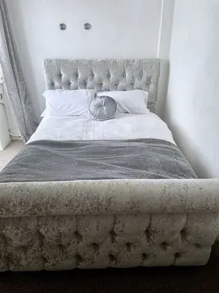 Economy Tek Büyük Yataklı Oda
