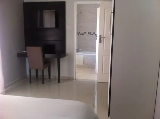 Standard Tek Büyük Yataklı Oda, Bahçe Manzaralı