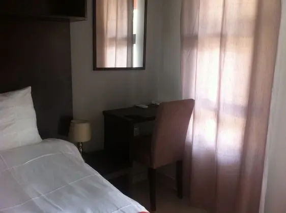 Standard Tek Büyük Yataklı Oda, Bahçe Manzaralı