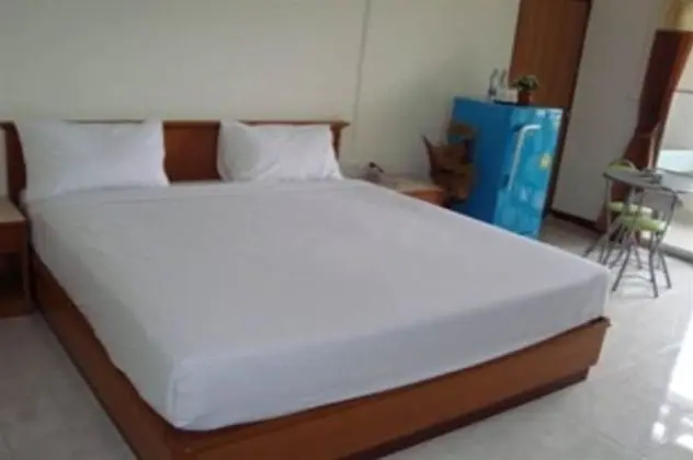 Standard Back Side Room