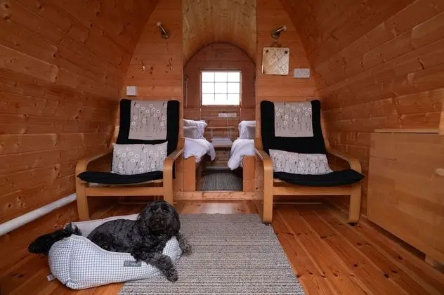 Kulübe, 1 Tek Kişilik Yatak