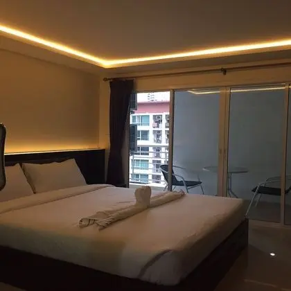 2-Bedroom Family Room