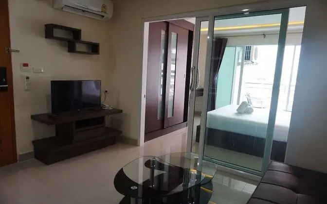 2-Bedroom Family Room