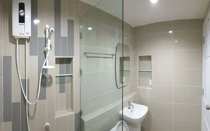 2-Bedroom Family Room