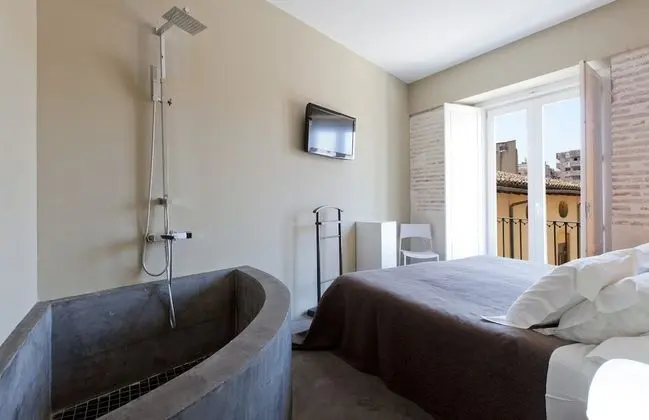 Superior Tek Büyük Yataklı Oda