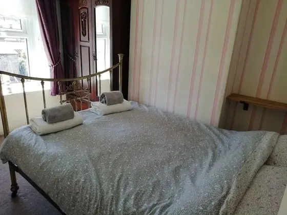 Kır Evi, 2 Büyük (Queen) Boy Yatak