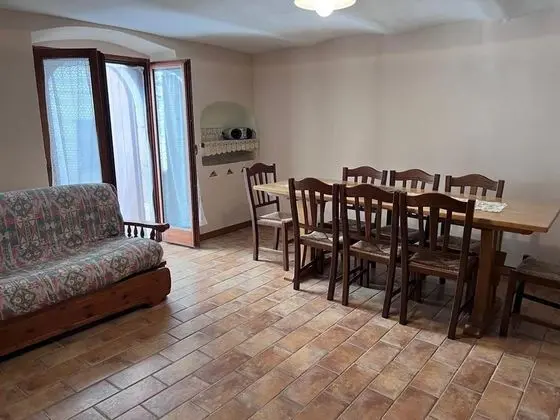 Ev, 2 Büyük (Queen) Boy Yatak