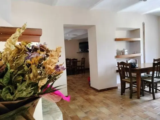 Ev, 2 Büyük (Queen) Boy Yatak