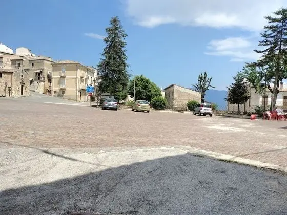 Ev, 2 Büyük (Queen) Boy Yatak