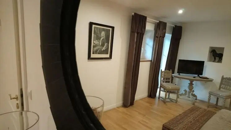 Comfort Tek Büyük Yataklı Oda