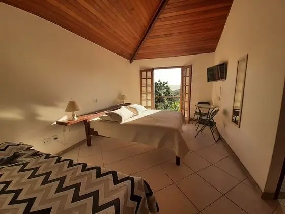 Üç Kişilik Oda, Deniz Manzaralı