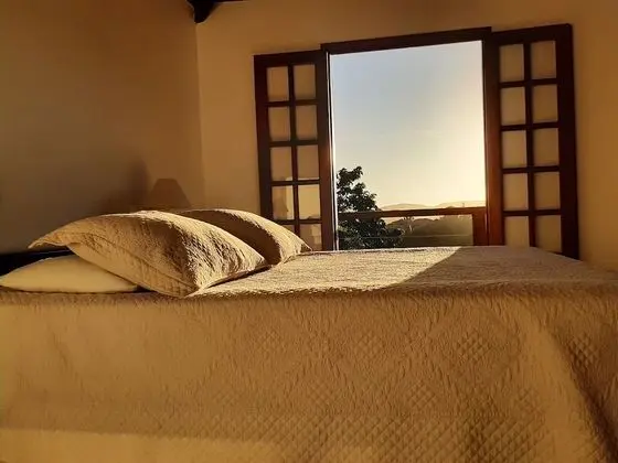 Üç Kişilik Oda, Deniz Manzaralı