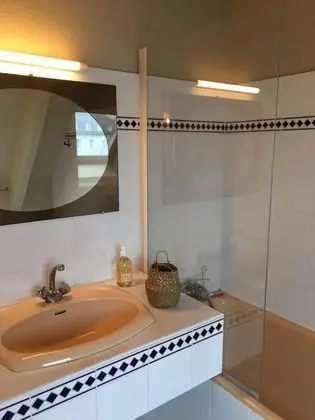 Premium Apart Daire, Banyolu/Duşlu, Deniz Manzaralı (Bord de mer)