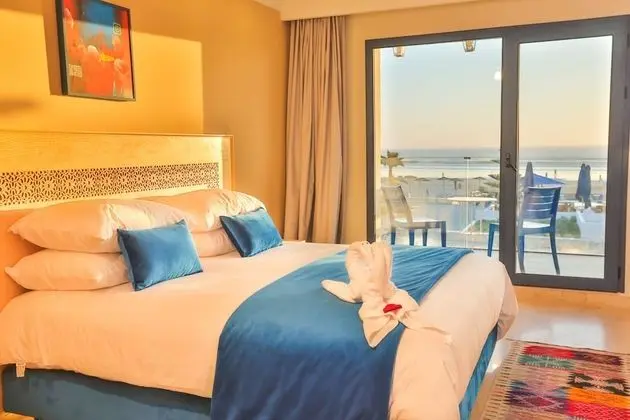 Deluxe Tek Büyük Yataklı Oda, Deniz Manzaralı