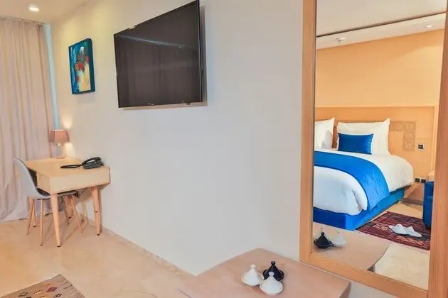 Standard Tek Büyük veya İki Ayrı Yataklı Oda, Engellilere Uygun