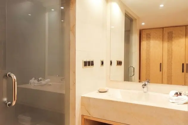 Standard Tek Büyük veya İki Ayrı Yataklı Oda, Engellilere Uygun