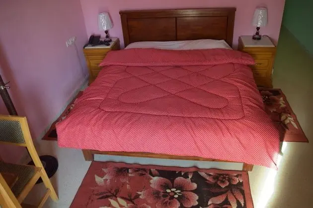 Üç Kişilik Oda