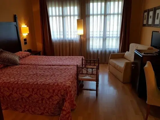 Superior Tek Büyük veya İki Ayrı Yataklı Oda, Dağ Manzaralı