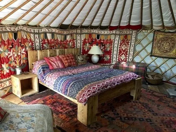 Romantic Çadır, Birden Çok Yatak, Sigara İçilmez