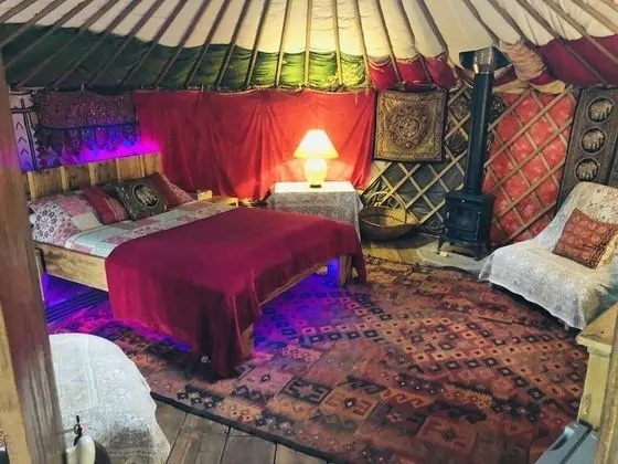 Romantic Çadır, Birden Çok Yatak, Sigara İçilmez