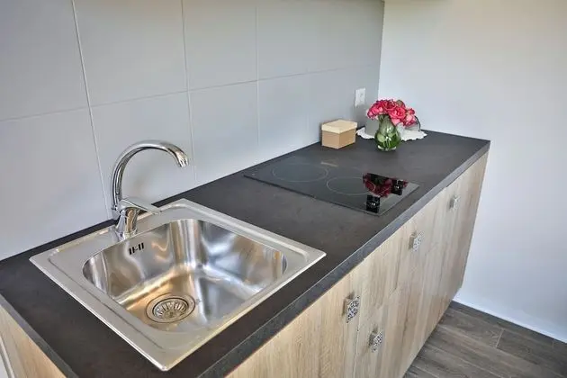 Exclusive Kır Evi, Göl Manzaralı (Cherry)