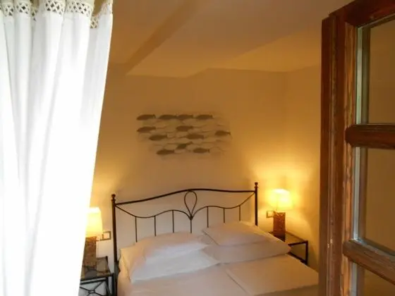 Traditional Kır Evi